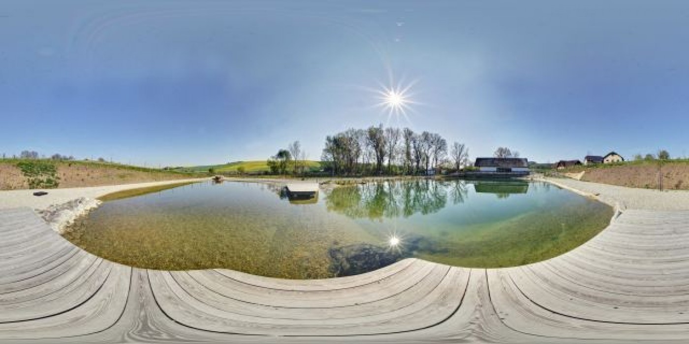 Uhrovec (SK) - Modrá (CZ)